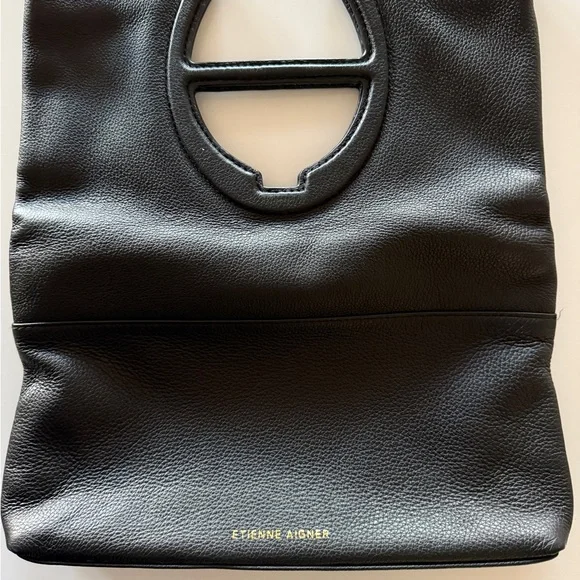 Etienne Aigner Black Clutch - Picture 4 of 13
